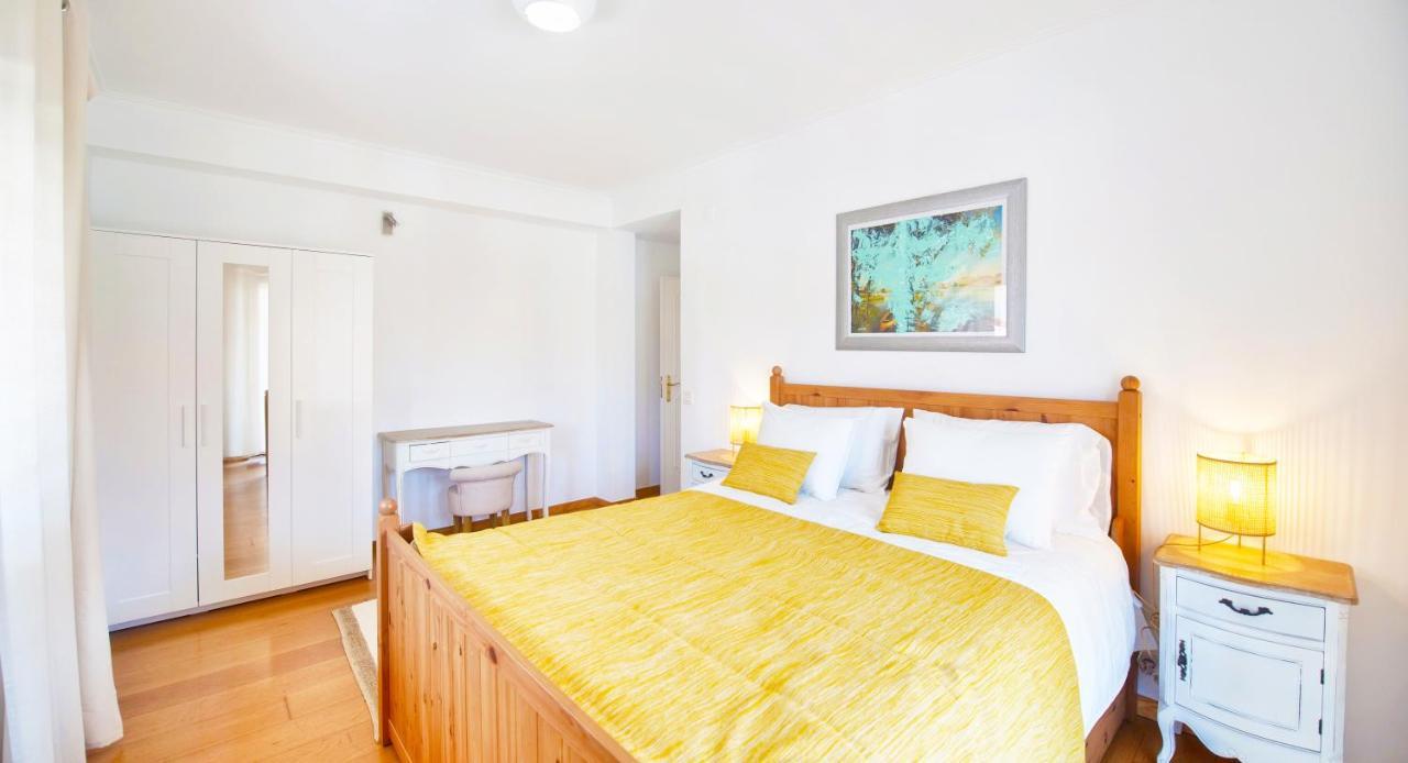 Happy Holiday Cascais - Parede Apartment Bagian luar foto