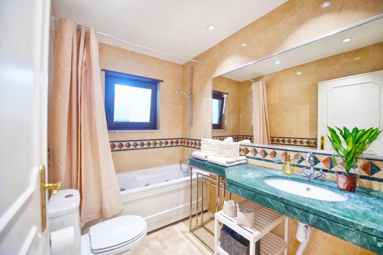 Happy Holiday Cascais - Parede Apartment Bagian luar foto